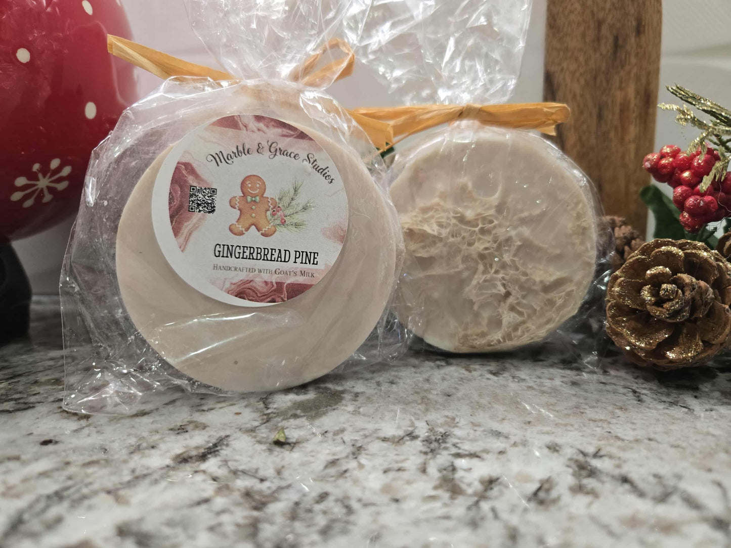 Holiday Collection Loofah Soap