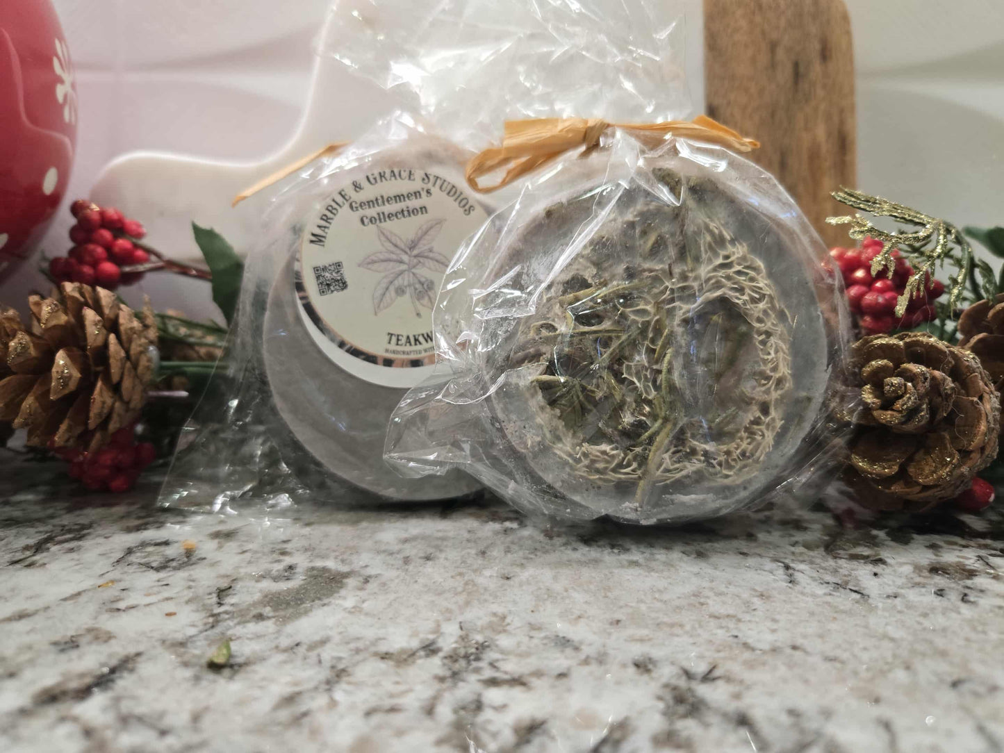 Gentlemen’s Collection Loofah Soap